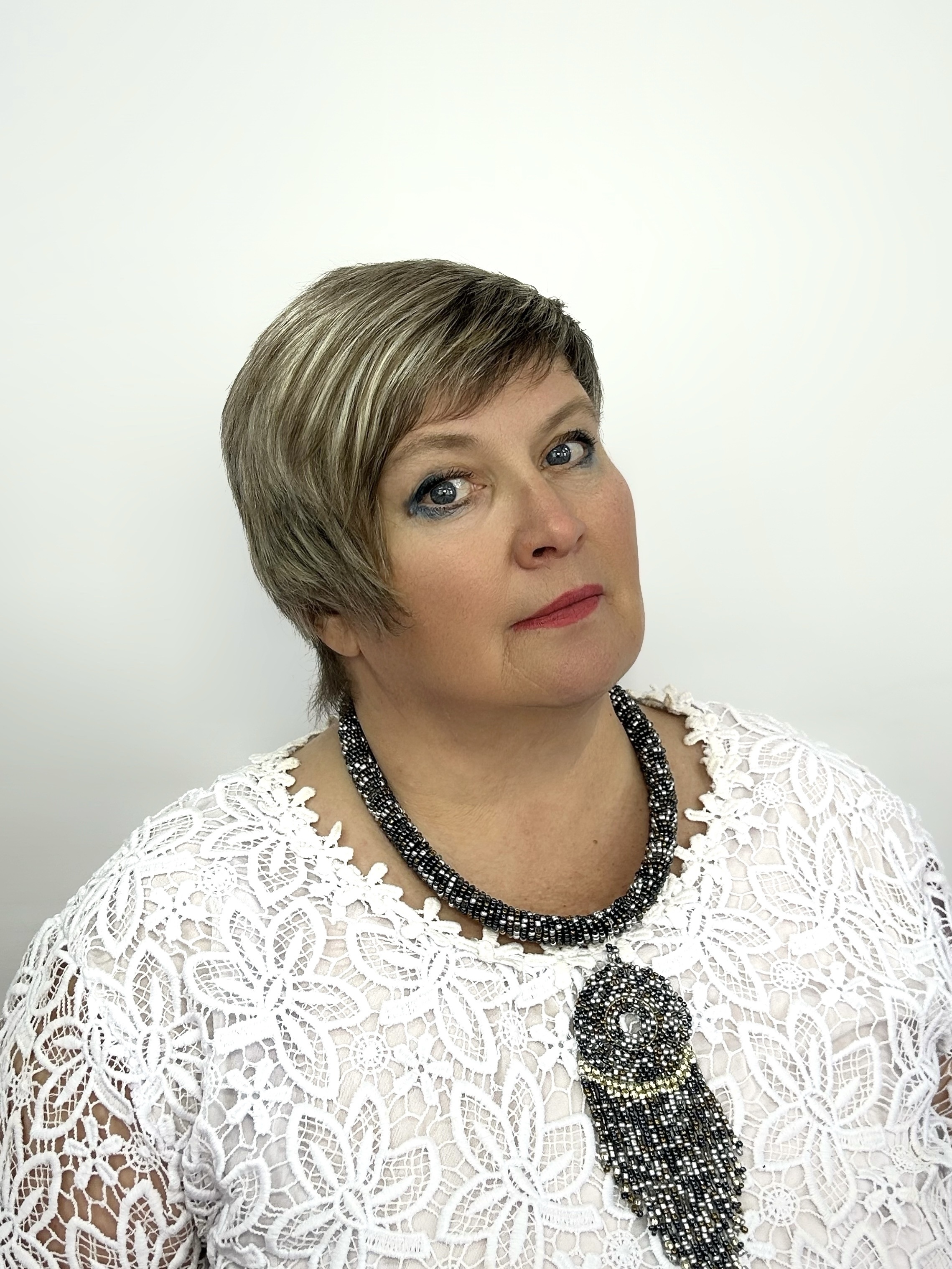 Иоутси Алла Витальевна.
